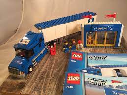 Lego City Toys R Us Truck 7848 Toy Shop Store RETIRED 100% Complete