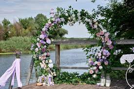 13 purple wedding ideas that add color