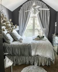 Gray Farmhouse Bedroom Ideas