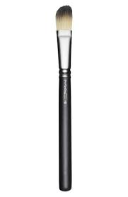 mac 193 angled foundation brush