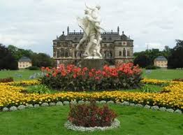 Dresden botanical garden is 1.1 miles from this accommodation. Grosser Garten Dresden