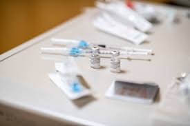 uams offers booster covid vaccines in