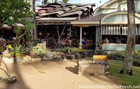 dining at mama s fish house in maui