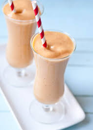 strawberry banana mango smoothie