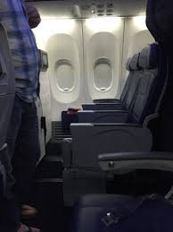delta 737 900er economy comfort first