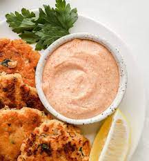 salmon patties and remoulade sauce