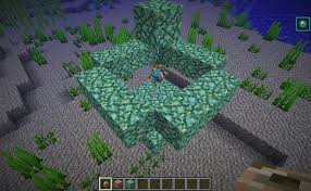 The frame is built up of blocks in three 5×5 open squares. Minecraft Breathe Underwater Conduit