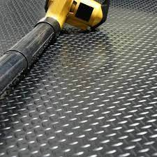 10 ft black rubber flooring