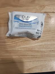 olay fragrance makeup remover wet