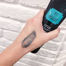 Enriched with community trade tea tree oil and eucalyptus oil known for their purifying properties, this soap see more. Zoe S Beauty Blog The Body Shop Himalayan Charcoal Face Wash Review Zoe Major