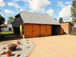 oak framed garage s in the uk a