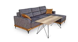 Обхватът им е толкова голям, че има такивакоито модерните производители направят малките дивани, претоварени с тъкан. Glovi Divani