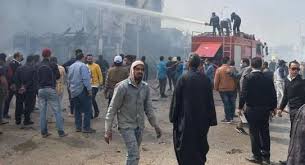 12 حالة وفاة و19 مصابًا في حريق مصنع العبور (صور) حريق هائل في مصنع للملابس بمدينة العبور. Tckfjc5ci12 Dm