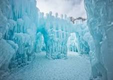 how-are-ice-castles-built
