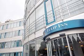 The tulip inn it takes 10 monumental townhouses, around the corner from the lively dam square and the streets varmusstrat. Tulip Inn Munchen Messe Munich Hotel