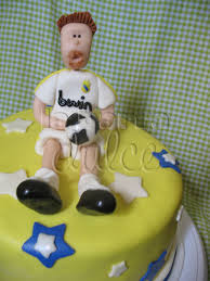 El real madrid celebró la decimotercera en cibeles. Real Madrid Xavi Alonso Soccer Cake Pastel En Guatemala Cakecentral Com