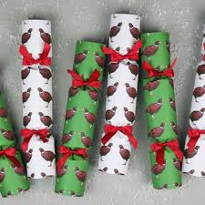 Christmas crackers have been a uk holiday staple for well over a century. Luxury Christmas Crackers The Best Christmas Crackers For 2020