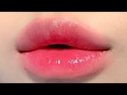 pink healthy lips naturally