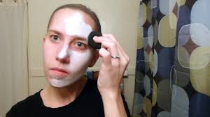 how to apply white face makeup properly