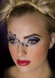 45 cutest crystal eye makeup ideas to