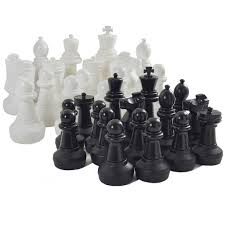 garden games giant chess set 64cm
