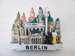 berlin magnet poly cathedral bear