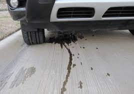 why your car leaks oil when parked