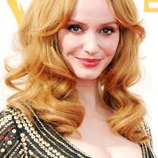 It's a famous warm reddish blonde hue that looks refined and pretty fancy in some of its variations. 15 Shades Of Strawberry Blonde Hair To Inspire Your Next Color Appointment