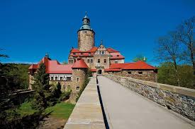 Czocha is a castle in sw poland. Zamek Czocha Lesna Poland Hotelbama