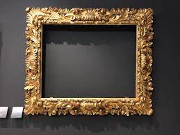 incredible frames at the louvre museum