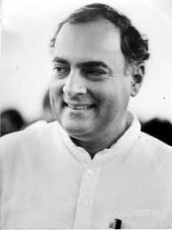 Rajiv Gandhi's 71st birth anniversary today: Unseen, rare pictures from Express archives | photo archives News,The Indian Express