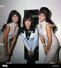 RONETTES U.S. Vokal-Trio im Jahr 1965 ...