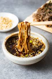 cold soba noodles with dipping sauce