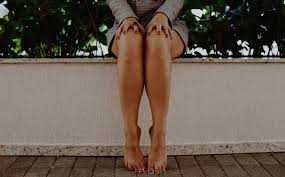 top 3 tips to hide scars on legs in