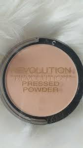 revolution make up pressed powder 7 5