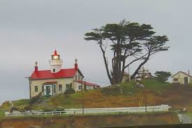Light Working Picture Of Battery Point Lighthouse
