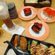 Delicious & hot sushi and japanese food is just mouse clicks away! Fotos Bei Sushi King Sushi Bar In Kota Bharu