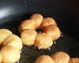 Mochi donuts aka pon de rings are all the rage in japan when it comes to donuts. Chewy And Moist Pon De Ring Doughnuts Recipe By Cookpad Japan Cookpad