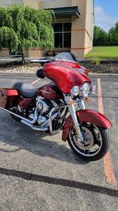 2010 Harley Davidson Street Glide Red