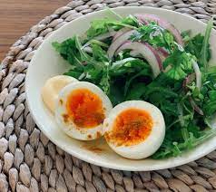低糖質朝ごはんに欠かせない！「ゆで卵」をおいしくする3つの調味料 - 朝時間.jp