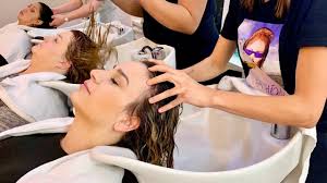 best salons for makeup services and