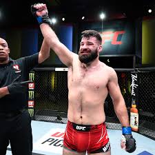 Ufc heavyweight champion, ufc lightheavyweight champion, first and only fighter to successfully defend titles in two different weight classes, second simultaneous. Ufc Fighter Continues Campaign To Face Patrick Mahomes Chiefs In Pickleball Arrowhead Pride