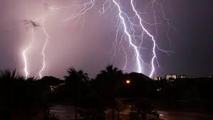 lightning safety awareness week tips