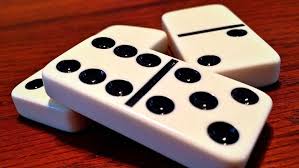Obtén todos los juegos de mesa en un solo videojuego. Como Jugar Al Domino Con Estas Sencillas Reglas