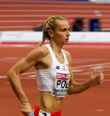 The fastest ever outdoor 3000msc result for men on this day is 8:09.83 by lamecha girma (eth) achieved at the the xxxii olympic games (athletics) in tokyo, jpn in 2021. Justyna Swiety Ersetic Wikipedia Wolna Encyklopedia
