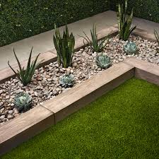 Adding brick edging or pavers to your landscaping is a diy project you can accomplish in a single installing brick edging is a simple diy project that can really add some curb appeal to your home and. How To Choose The Best Landscaping Bricks For Paving Edging