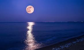 April's full moon will peak early on tuesday, april 27 (image: L0feqpahvyah7m