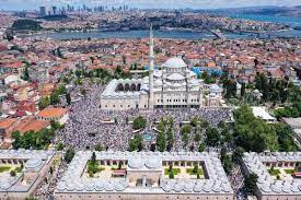 Mahmut Ustaosmanoğlu'nun cenazesindeki kalabalık, Fatih Camii ve çevresini  doldurdu