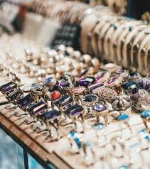 tips for ing secondhand jewelry an
