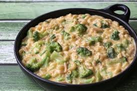 Easy One Pan Broccoli Macaroni And Cheese